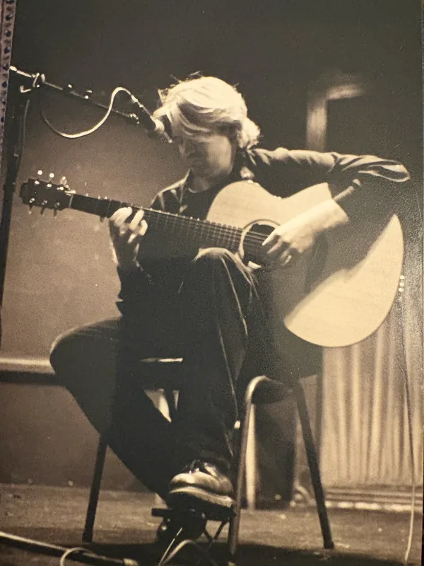 First fingerstyle shows